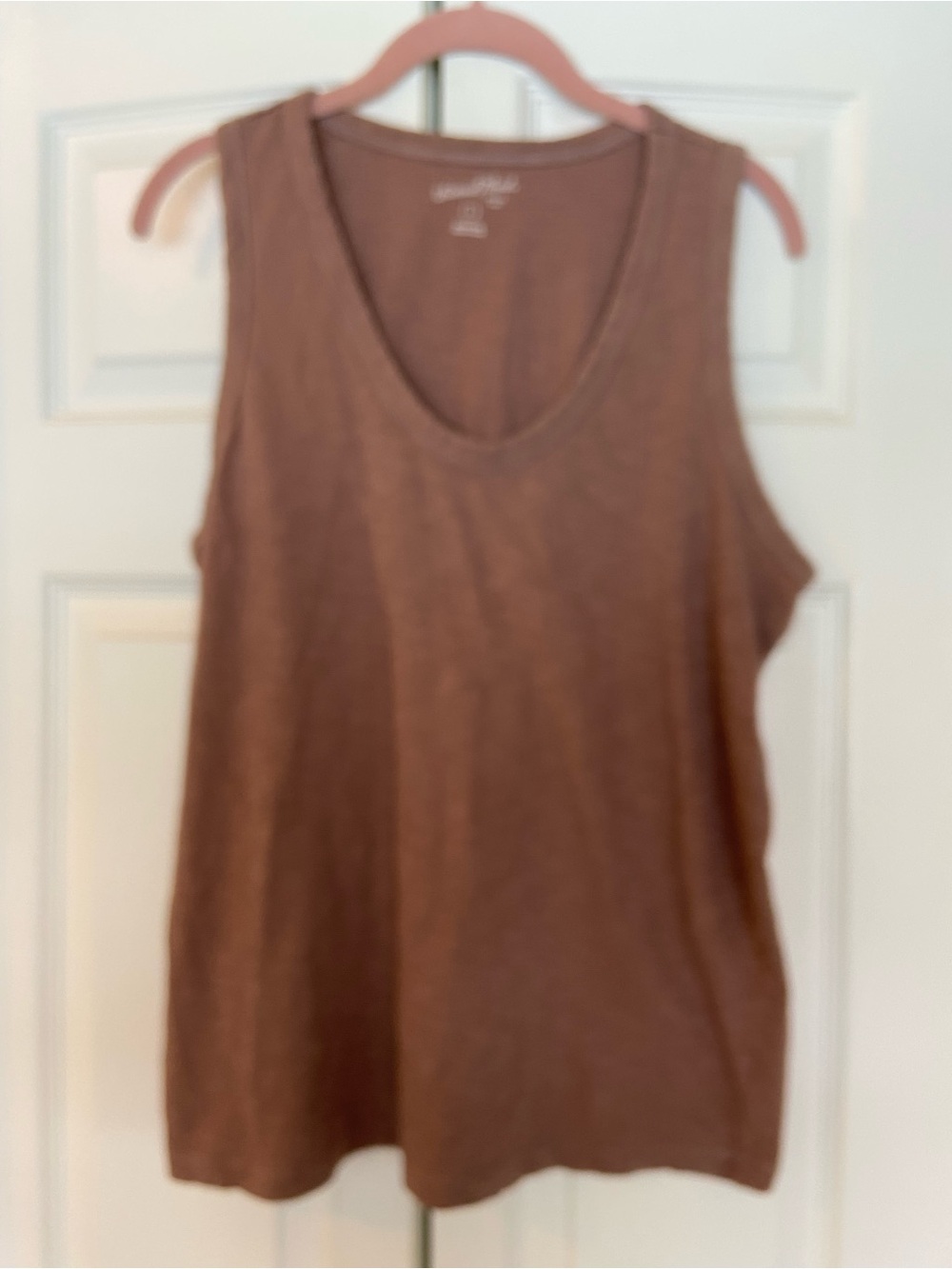 Universal Thread Brown Scoop Neck Tank